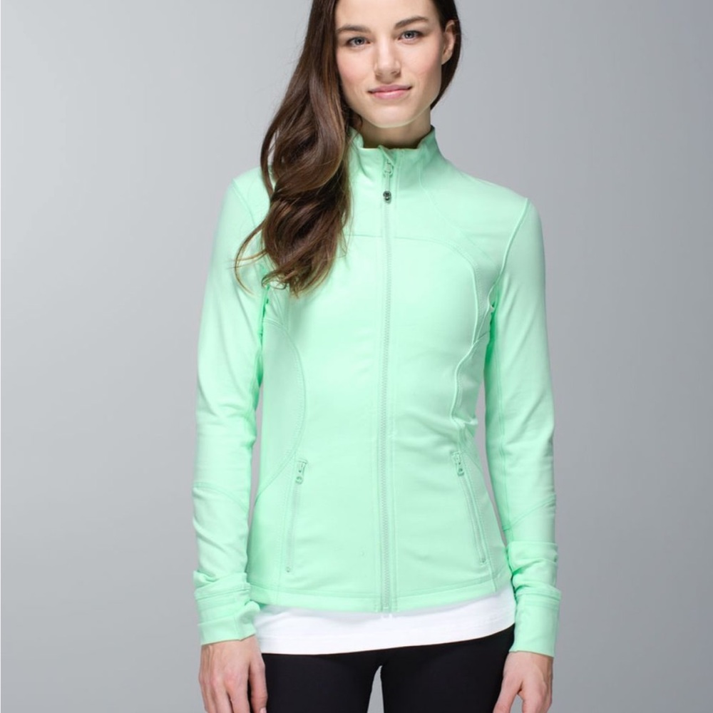 LULULEMON Forme Jacket in Seafoam Green